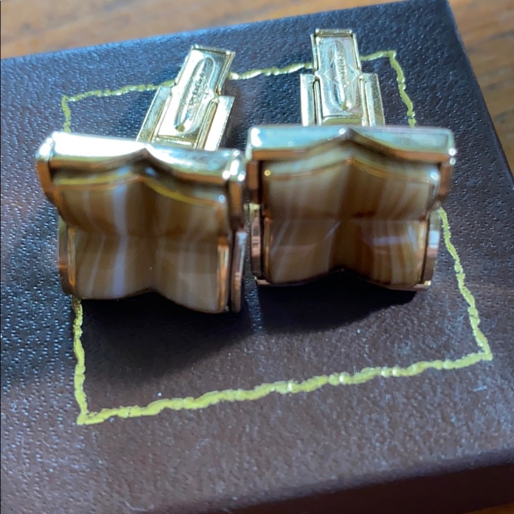 VTG Sarah Coventry gold tone square cufflinks